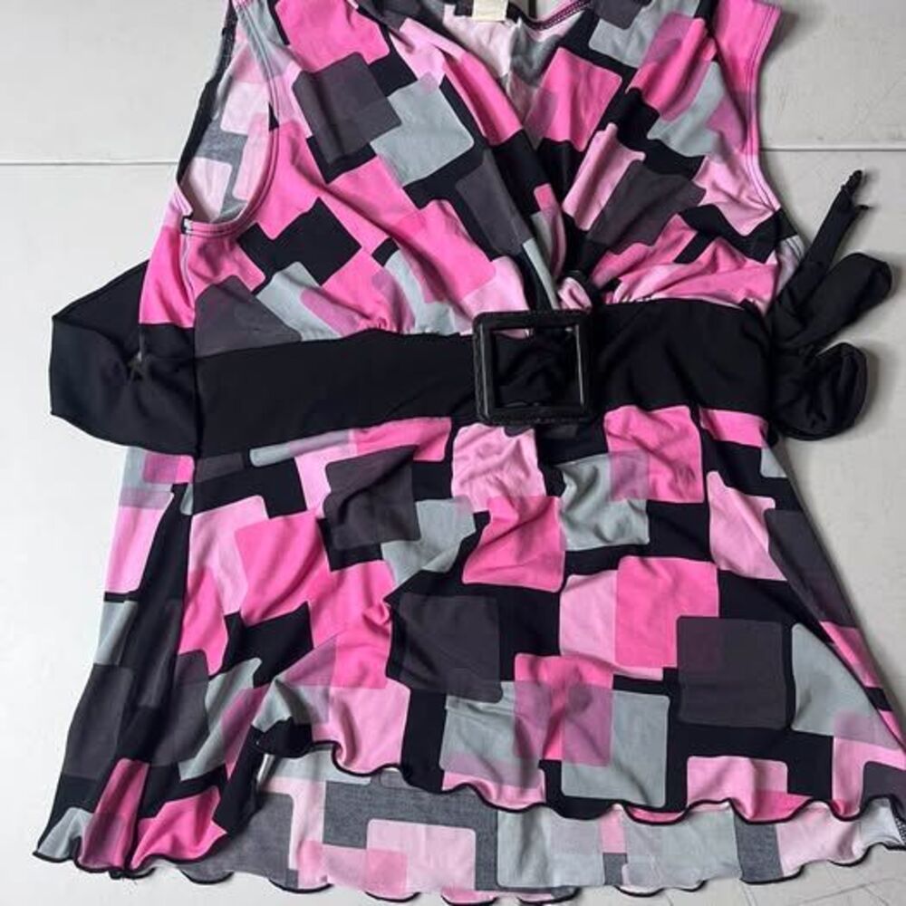 Women’s Y2K Pink Black Geometric Sleeveless Tunic Top Buckle Belt Flowy